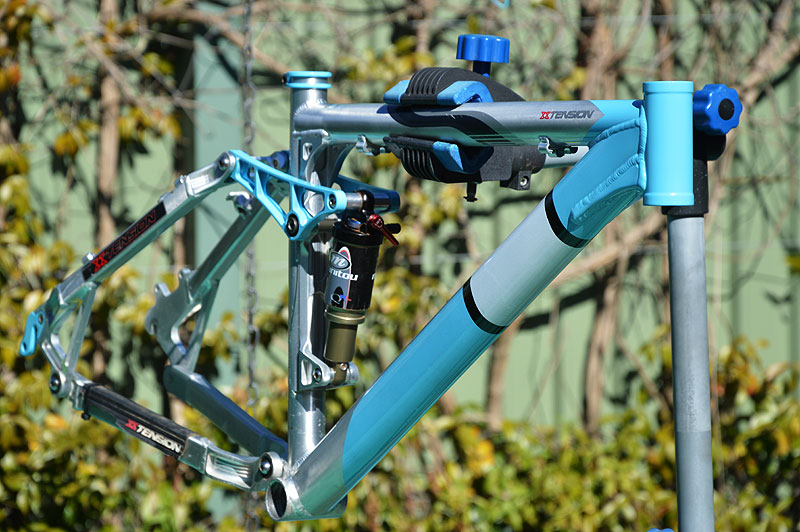 Xxtension, 4 horst link frame