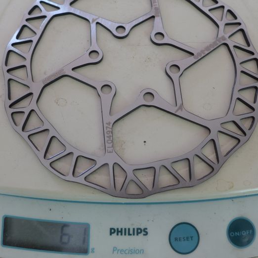 KCNC Razor Disc Rotor 140mm on scale