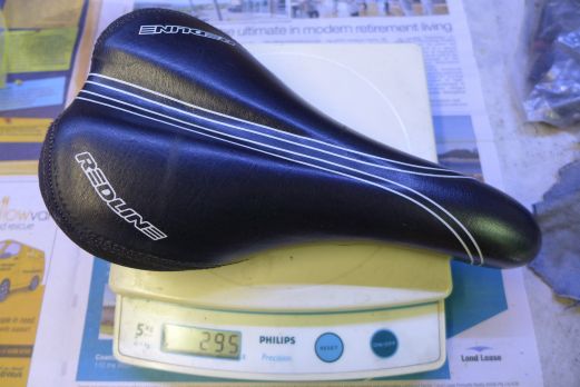 Redline mini saddle