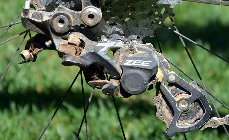 Shimano Zee rear derailleur