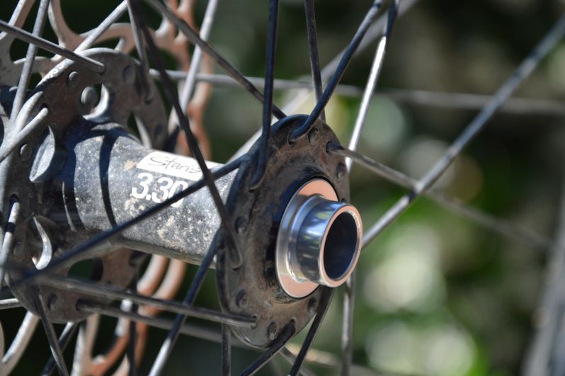 Stans 3.30 Ti front hub with 15mm end cap fitted