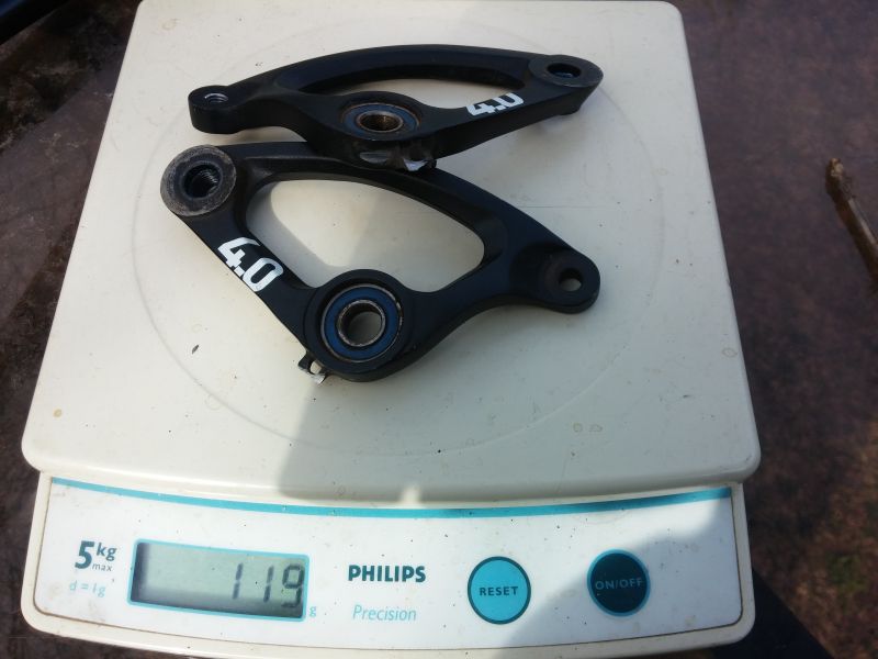 Anthem X 2011 linkage plates on scale at 119g