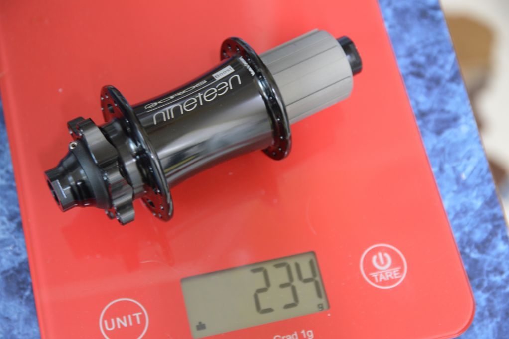 Across nineteen boost rear hub weighs 234g